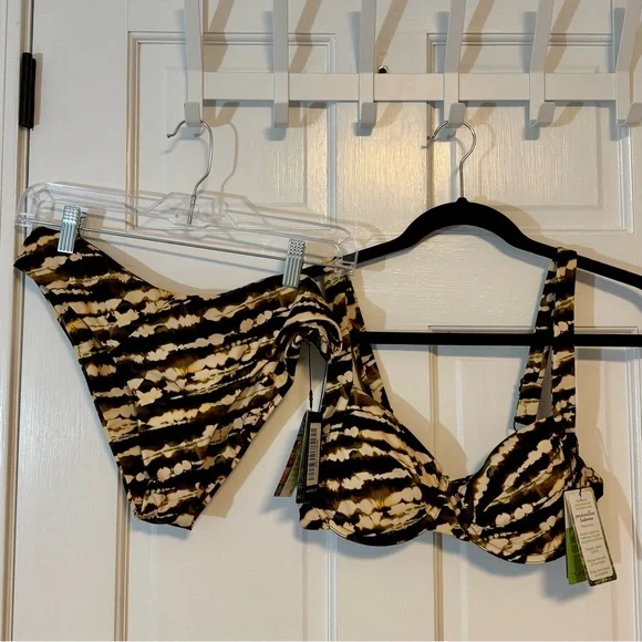 Vetchy | Tie-Dye Bikini Set, Size L - NWT - Picture 1 of 6
